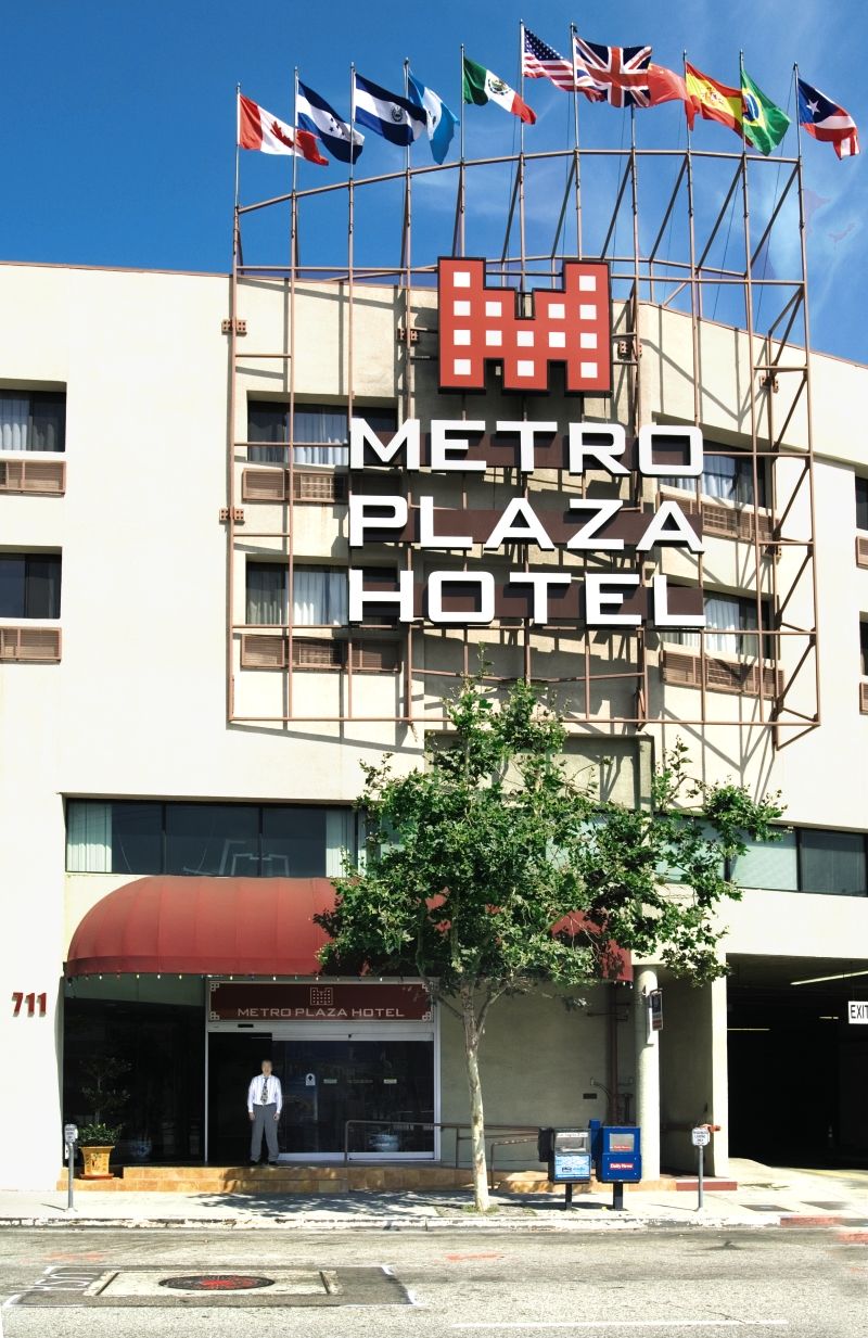 Hotel Metro Plaza