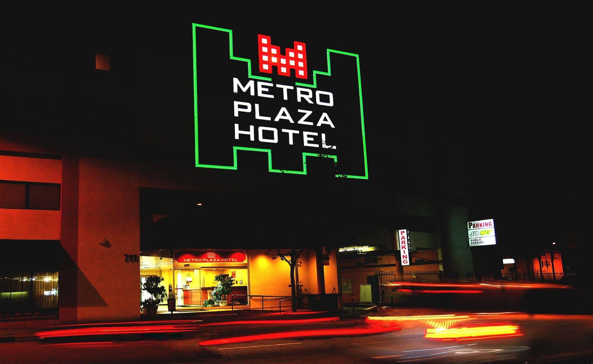 Metro Plaza Hotel